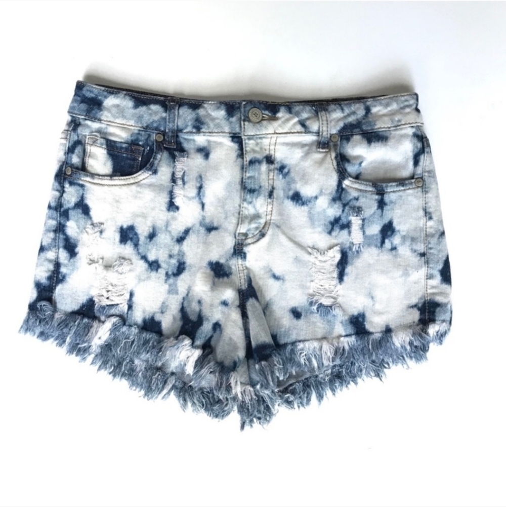 Altar'd State bleached washed fringed shorts size 31 distressed raw hem